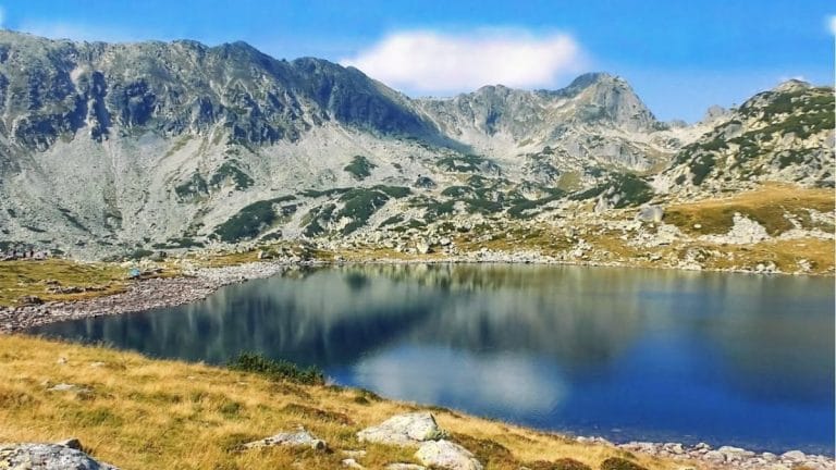 Cele mai accesibile trasee din Retezat – Natură pură la fiecare pas Cele mai accesibile trasee din Retezat – Natură pură la fiecare pas